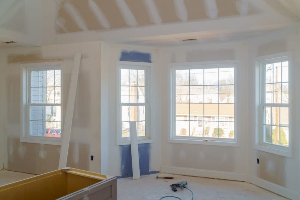 Espacio impecable tras la aplicación de soluciones de limpieza profesional